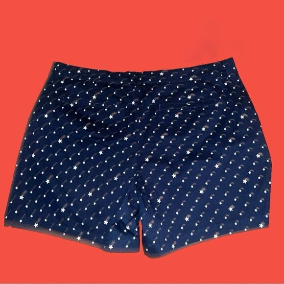Gloria Vanderbilt new dark blue shorts with white stars and side pockets ! - Picture 4 of 7